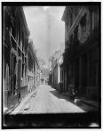 Rue du Petit-Champlain, entre 1890 et 1901. / Champlain St., Quebec